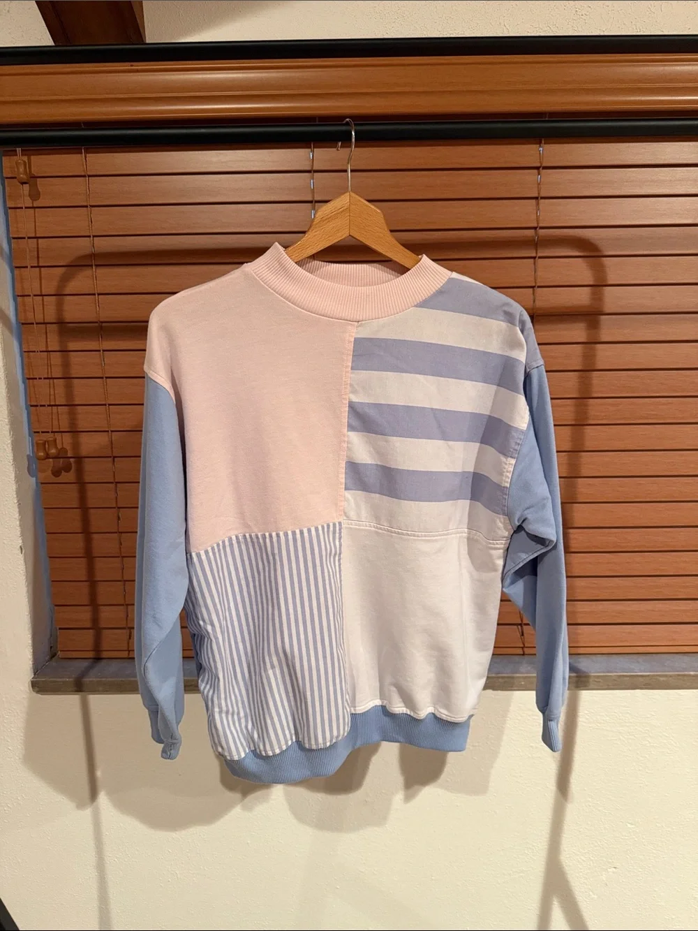 American Sportif Colorblock Crewneck - Picture 1 of 3